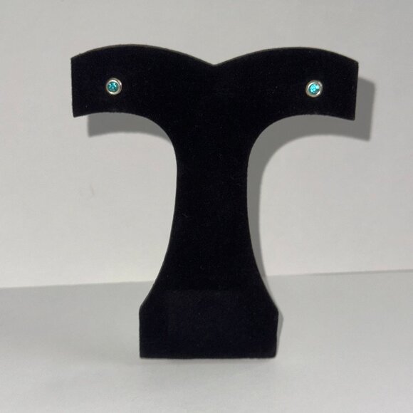 5 Mm Round Aqua Blue Cz And Sterling Post Earrings - Picture 1 of 11